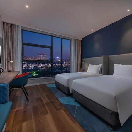 Holiday Inn Express Kaifeng City Center By Ihg Εξωτερικό φωτογραφία
